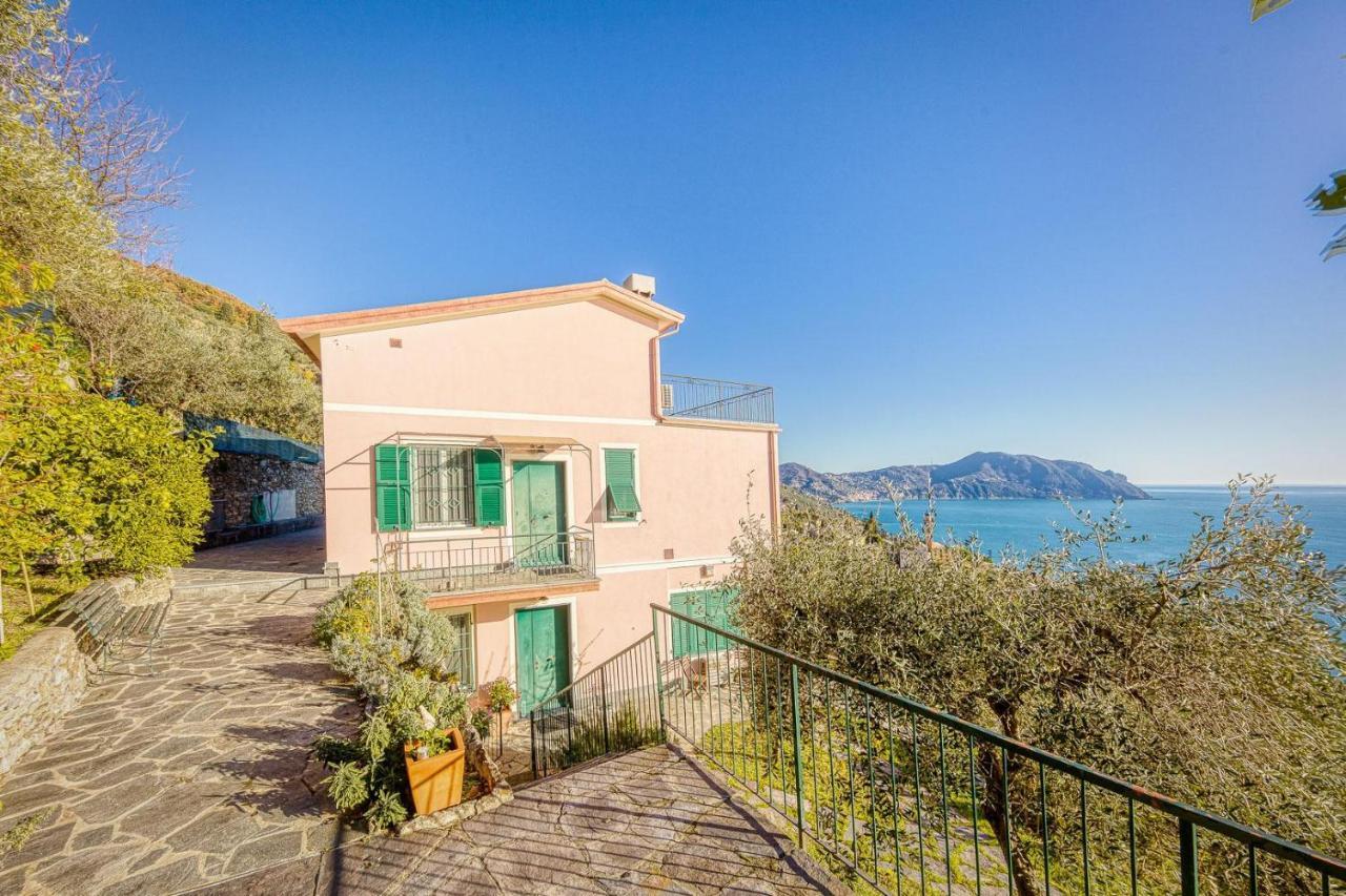 Apartamento Casaviva - Ampio Trilocale Vista Mare Con Piscina - Pieve Alta Pieve Ligure Exterior foto